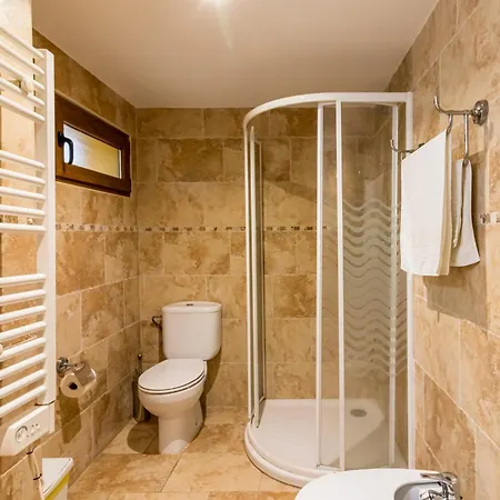 La Venta Vieja De Лангре